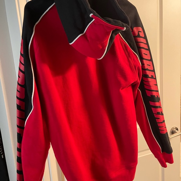 Supreme hoodie 100% authentic - Picture 2 of 4